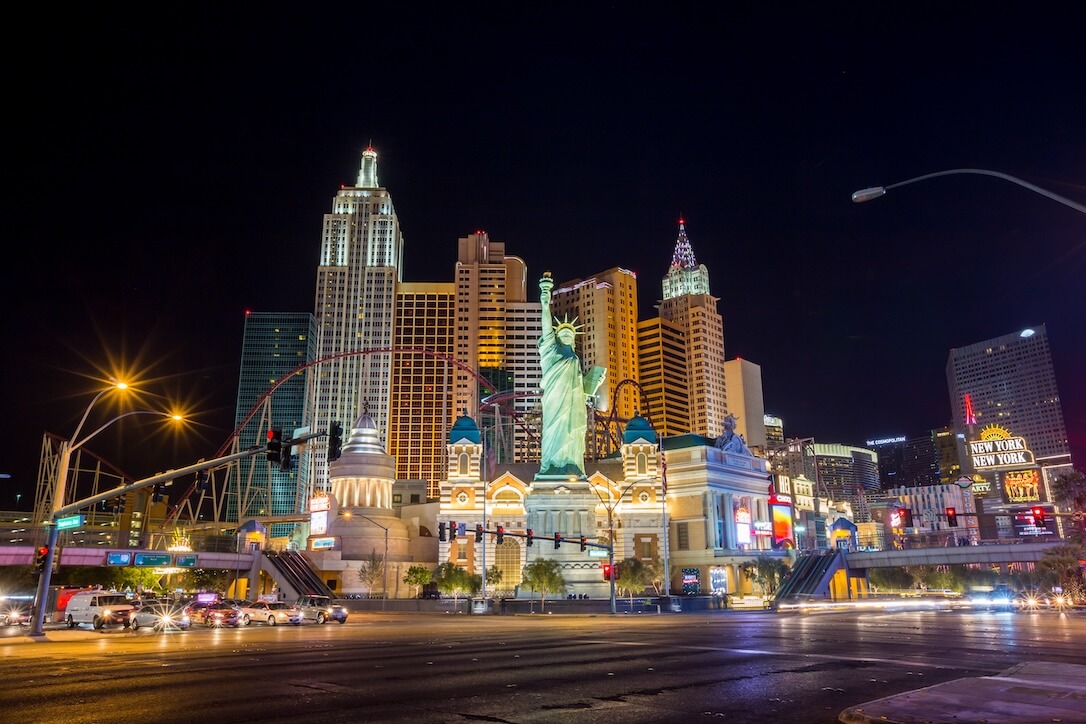 Las vegas at night, a city where many famous gamblers in history made their name.