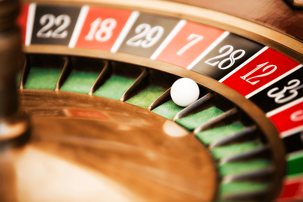 Roulette table with ball on number 28